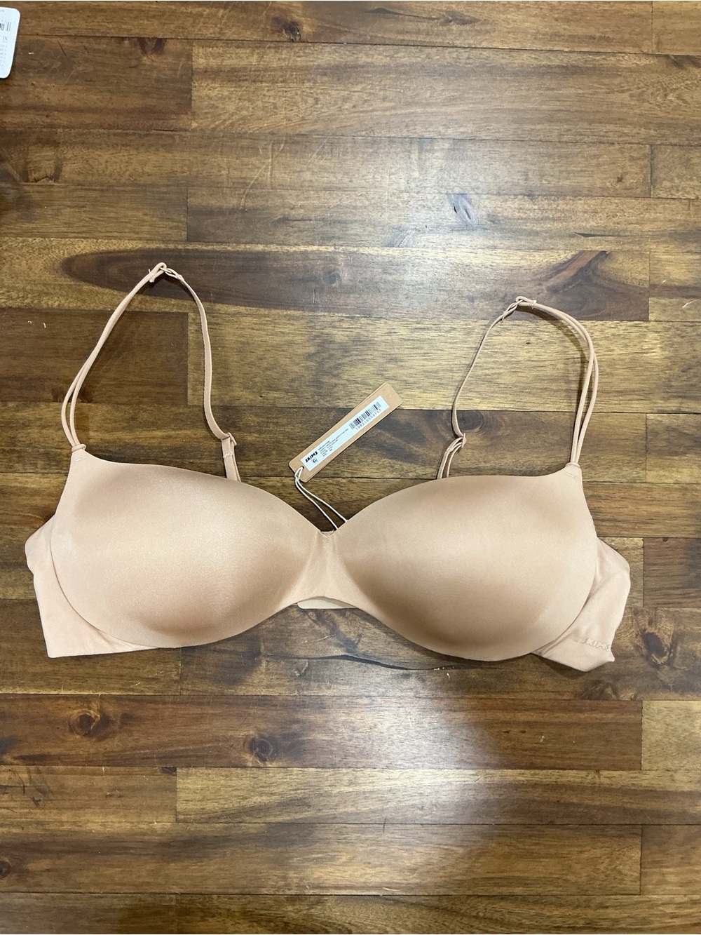 New with tags SKIMS Plunge Micro Strap Bra  - color Clay size 40C